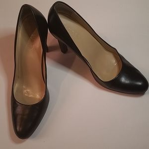 Lauren Ralph Lauren Black Leather Vintage Heels Size 8.5B